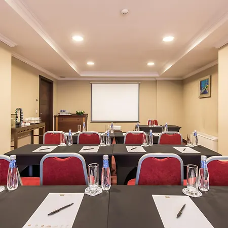 Arena Di Serdica Otel Sofya