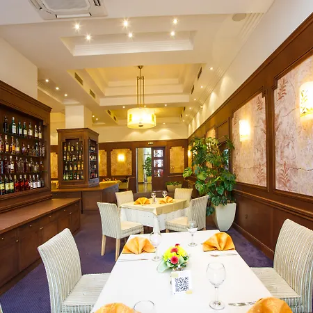 Otel Arena Di Serdica 5*
